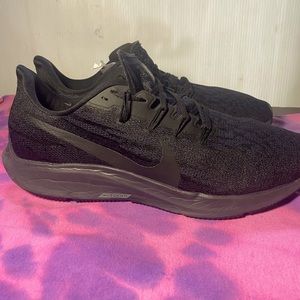 Nike Air zoom Pegasus 36 mans Sz13 #AQ2203-006.